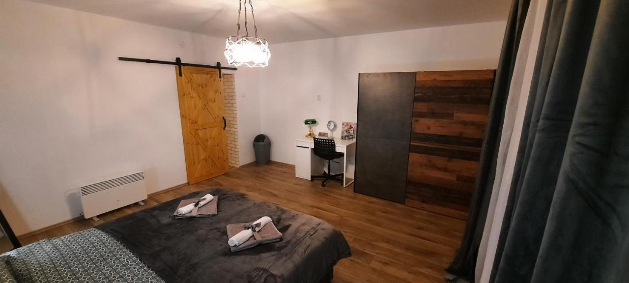 Apartman Twins Self Check In & Self Check Out Otočac Exterior foto