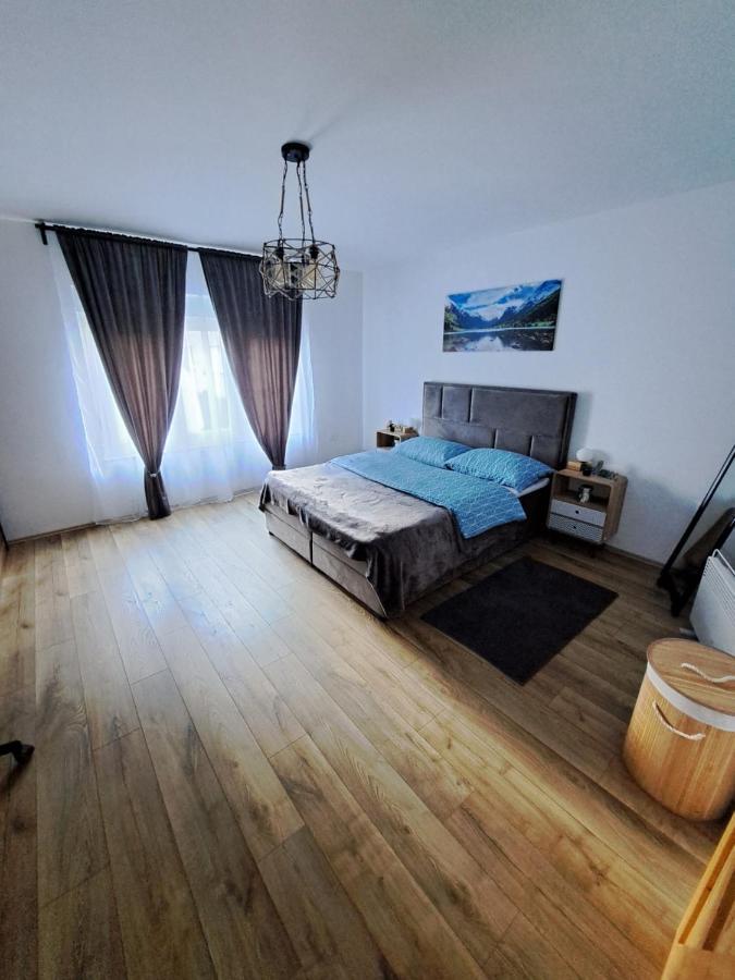 Apartman Twins Self Check In & Self Check Out Otočac Exterior foto