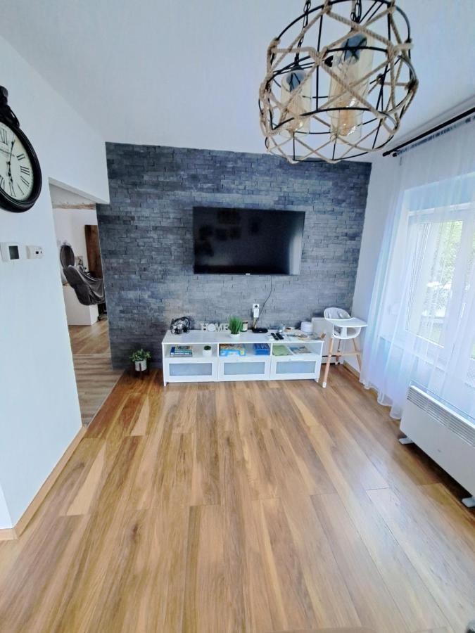 Apartman Twins Self Check In & Self Check Out Otočac Exterior foto